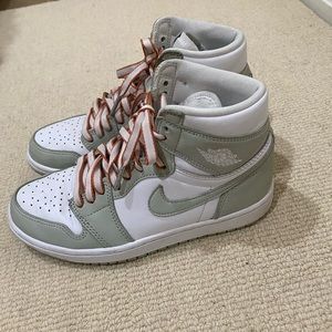 New Season Air Jordan 1 High OG "Seafoam" sneakers